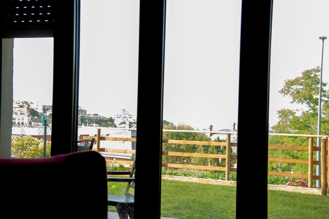 Casa De Las Flores - Apartamento Con Jardin Privado Frente A La Playa De Comillas Dış mekan fotoğraf
